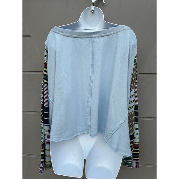 We The Free Maxwell Blue hippie Thermal Tee Long Bell Statement Sleeves Sz Large - Picture 9 of 14